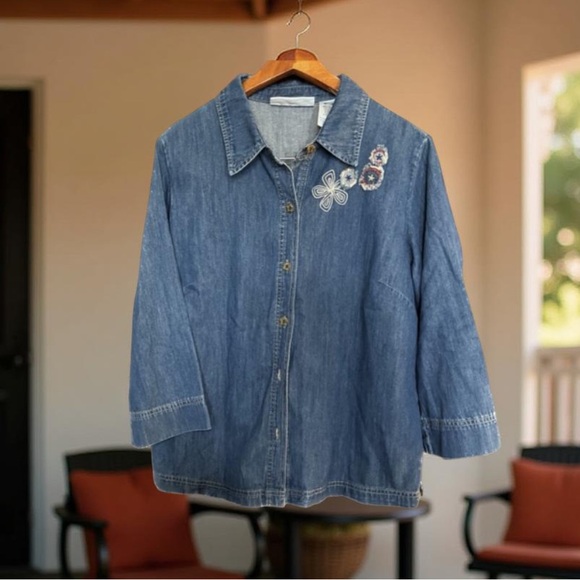 Liz Claiborne Denim Jacket - Tunic / shirt Button down embroidery Large - Picture 3 of 14